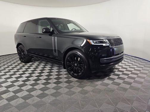 2025 Land Rover Range Rover P400 SE