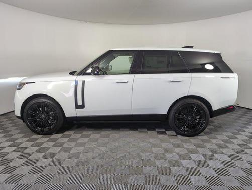 2025 Land Rover Range Rover P400 SE