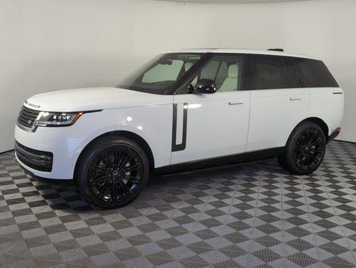 2025 Land Rover Range Rover P400 SE