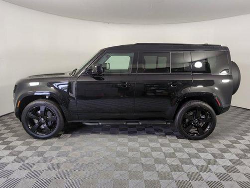 2025 Land Rover Defender 110 P400 X-Dynamic SE