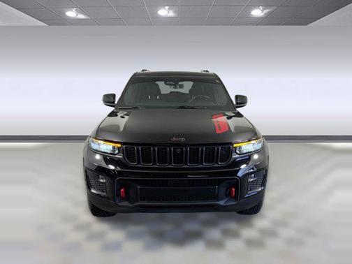 2022 Jeep Grand Cherokee Trailhawk