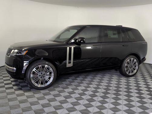 2025 Land Rover Range Rover P530 SE 7 Seat