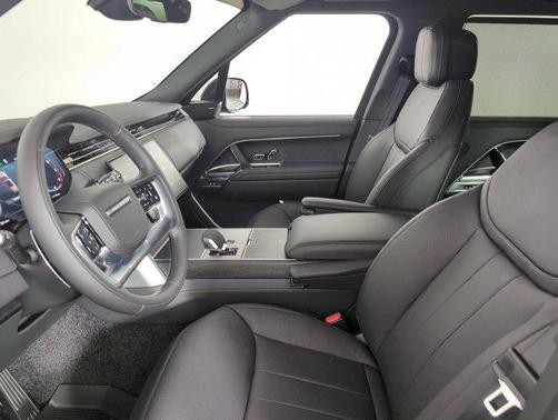 2025 Land Rover Range Rover P530 SE 7 Seat
