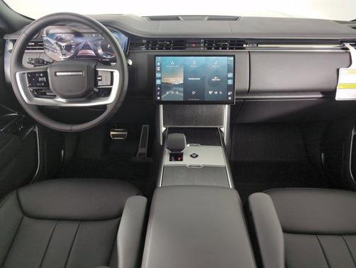 2025 Land Rover Range Rover P530 SE 7 Seat