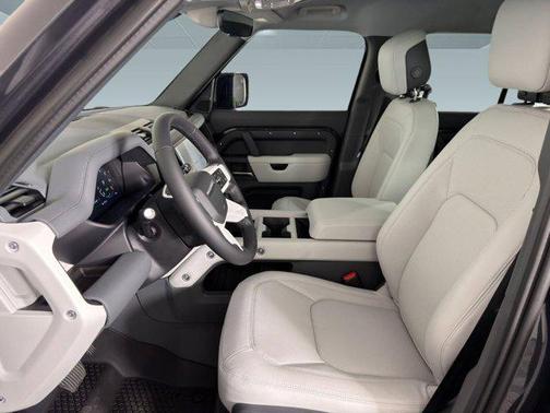 2026 Land Rover Defender P400 X-Dynamic SE