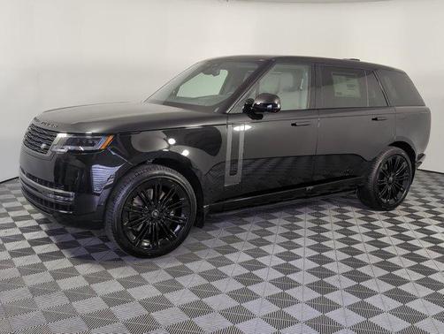 2025 Land Rover Range Rover P530 SE 7 Seat