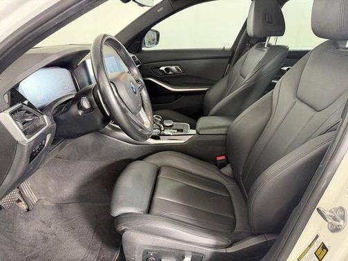 Alpine White 2019 BMW 330 330i