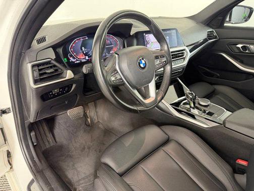 Alpine White 2019 BMW 330 330i