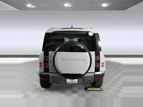 2026 Land Rover Defender P300 S