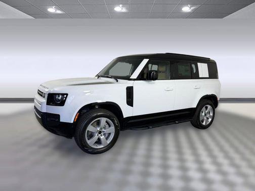 Fuji White 2026 Land Rover Defender P400 X-Dynamic SE