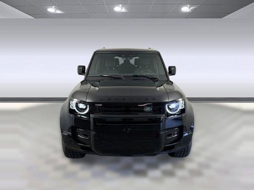 Santorini Black Metallic 2025 Land Rover Defender 130 P400 X-Dynamic SE