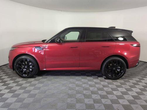 2025 Land Rover Range Rover Sport SE