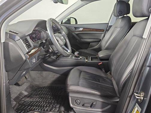 2018 Audi Q5 2.0T Premium Plus