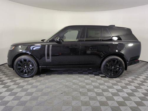 2025 Land Rover Range Rover P550e SE