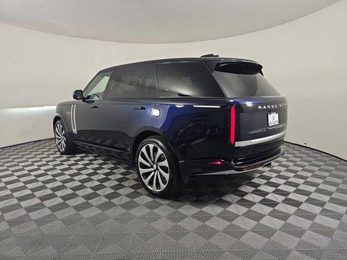 2025 Land Rover Range Rover P530 Autobiography 7 Seat