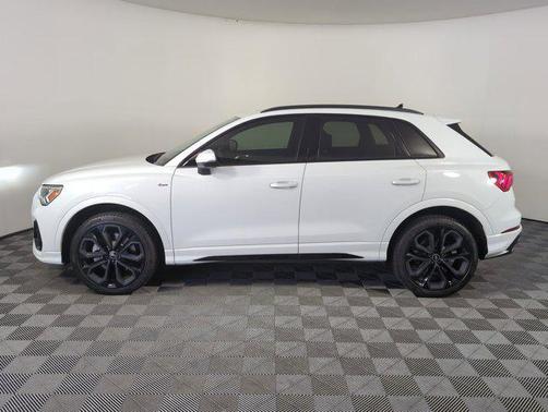 2022 Audi Q3 45 S line Premium Plus