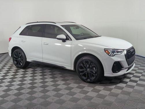 2022 Audi Q3 45 S line Premium Plus