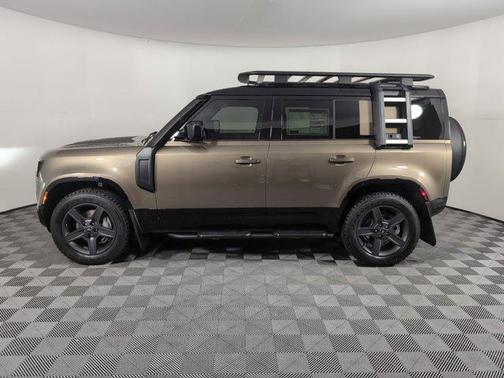 2025 Land Rover Defender 110 P400 X-Dynamic SE