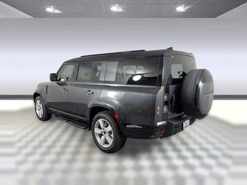 2026 Land Rover Defender P400 X-Dynamic SE