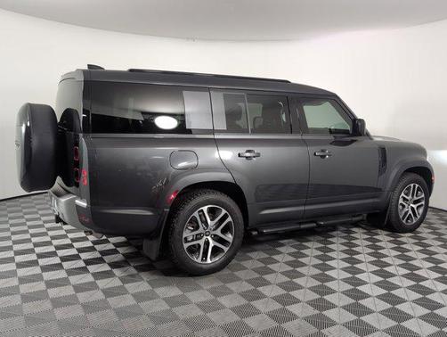 2025 Land Rover Defender 130 P300 S