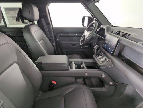 2025 Land Rover Defender 130 P300 S