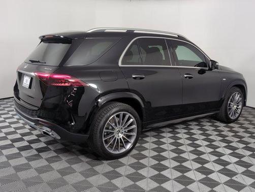 2025 Mercedes-Benz GLE 450e 4MATIC