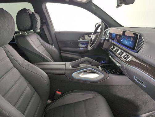 2025 Mercedes-Benz GLE 450e 4MATIC