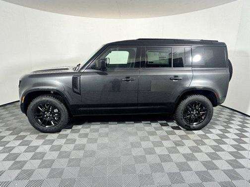 2025 Land Rover Defender 110 P400 X-Dynamic SE