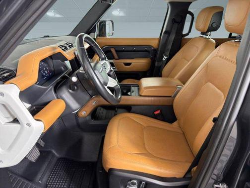 2023 Land Rover Defender 130 First Edition