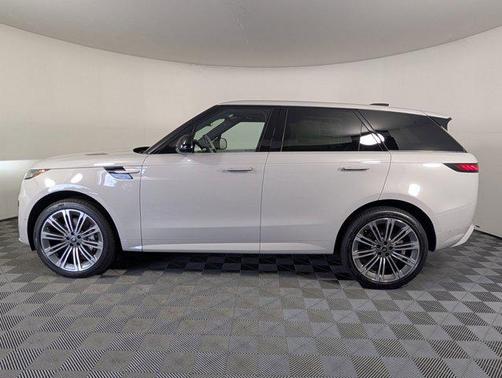2025 Land Rover Range Rover Sport SE