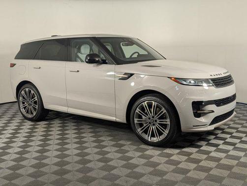 2025 Land Rover Range Rover Sport SE