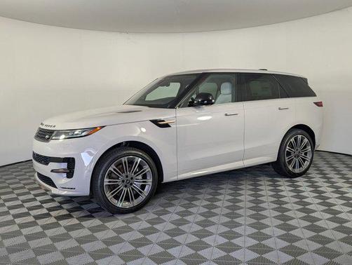 2025 Land Rover Range Rover Sport SE