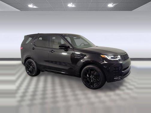 2025 Land Rover Discovery P300 Dynamic SE