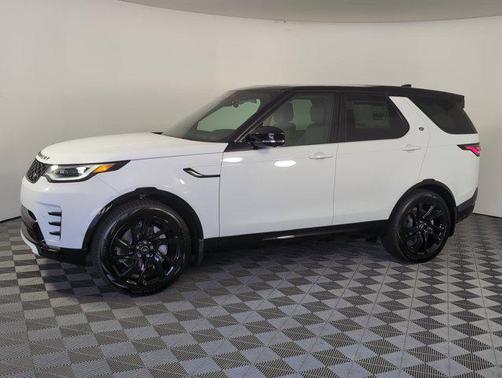 2025 Land Rover Discovery P300 Dynamic SE