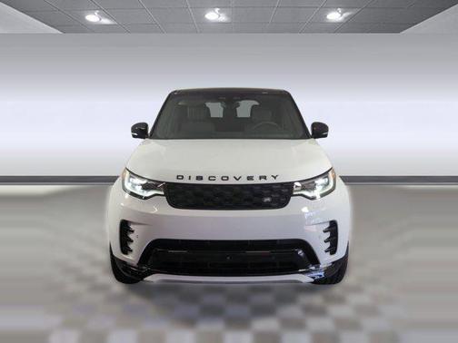 2025 Land Rover Discovery P300 Dynamic SE