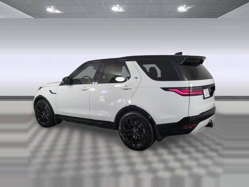 2025 Land Rover Discovery P300 Dynamic SE