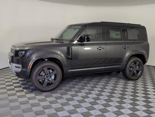 2025 Land Rover Defender 110 P400 S