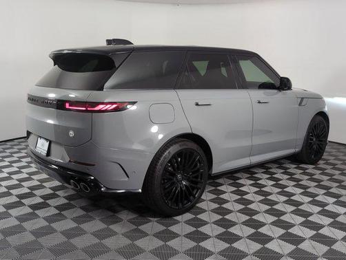 2025 Land Rover Range Rover Sport P635 SV Edition Two