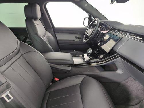 2024 Land Rover Range Rover Sport SE