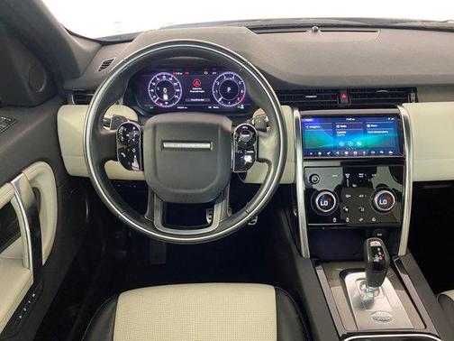 2020 Land Rover Discovery Sport R-Dynamic SE