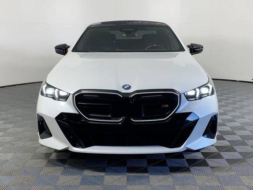 2024 BMW i5 M60
