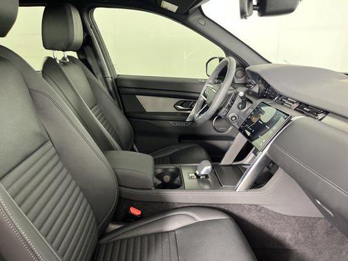 2024 Land Rover Discovery Sport Dynamic SE