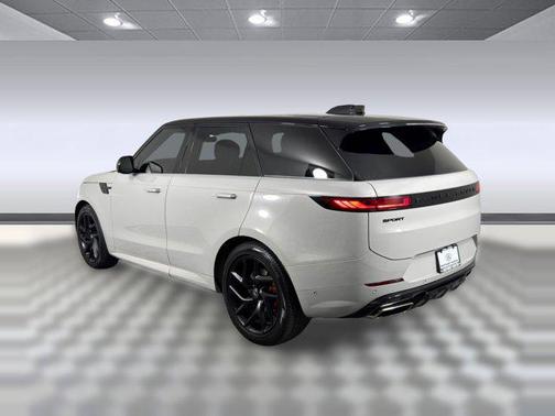 2024 Land Rover Range Rover Sport SE