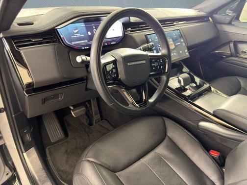 2024 Land Rover Range Rover Sport SE