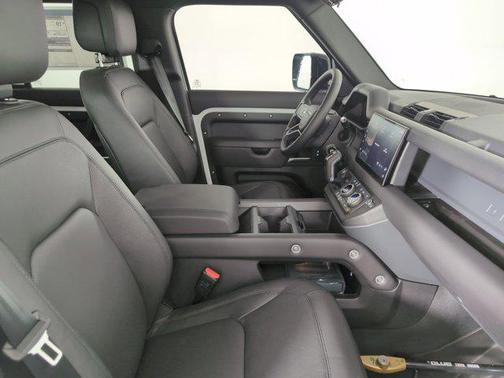 2024 Land Rover Defender 130 P300 S