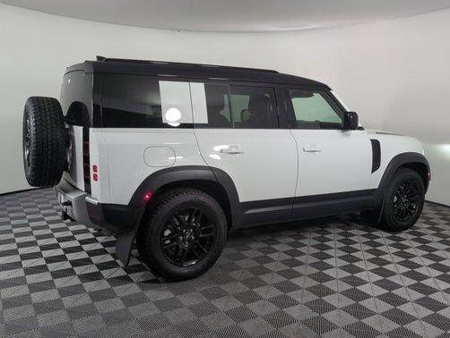 2025 Land Rover Defender 110 P300