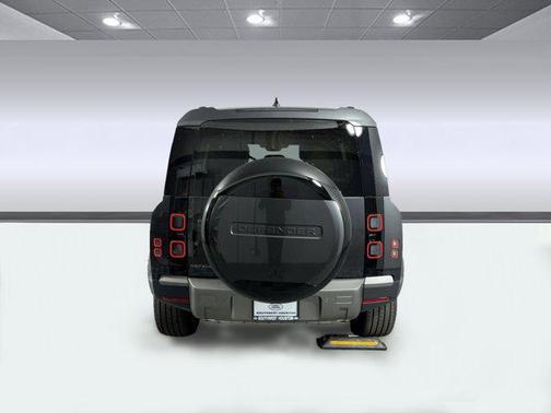 2026 Land Rover Defender P300 S