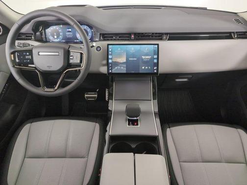 2025 Land Rover Range Rover Evoque Dynamic SE