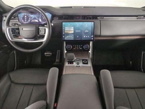 2023 Land Rover Range Rover P530 SE