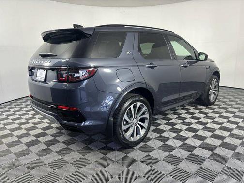 2025 Land Rover Discovery Sport S
